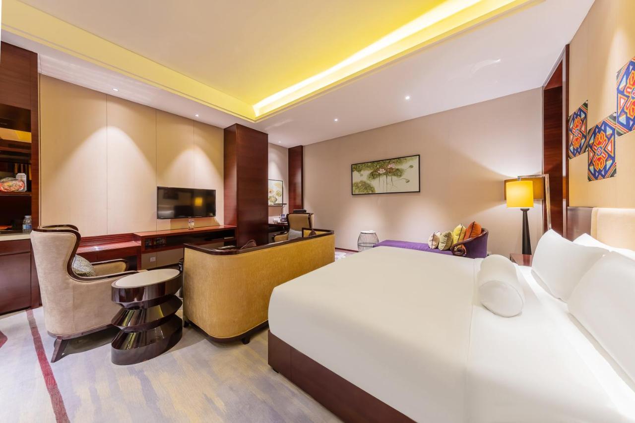Movenpick Hotel Эньши Экстерьер фото